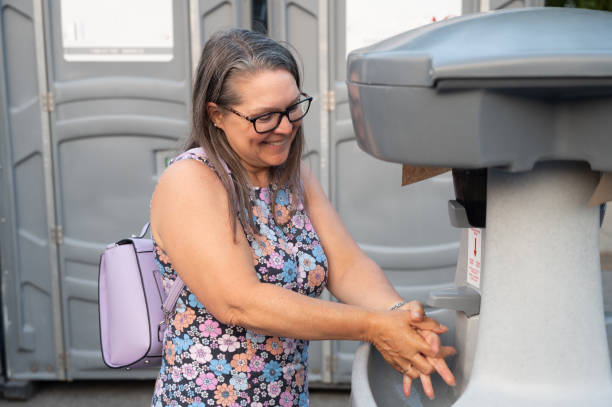 Best Porta potty delivery and setup  in Ahtanum, WA